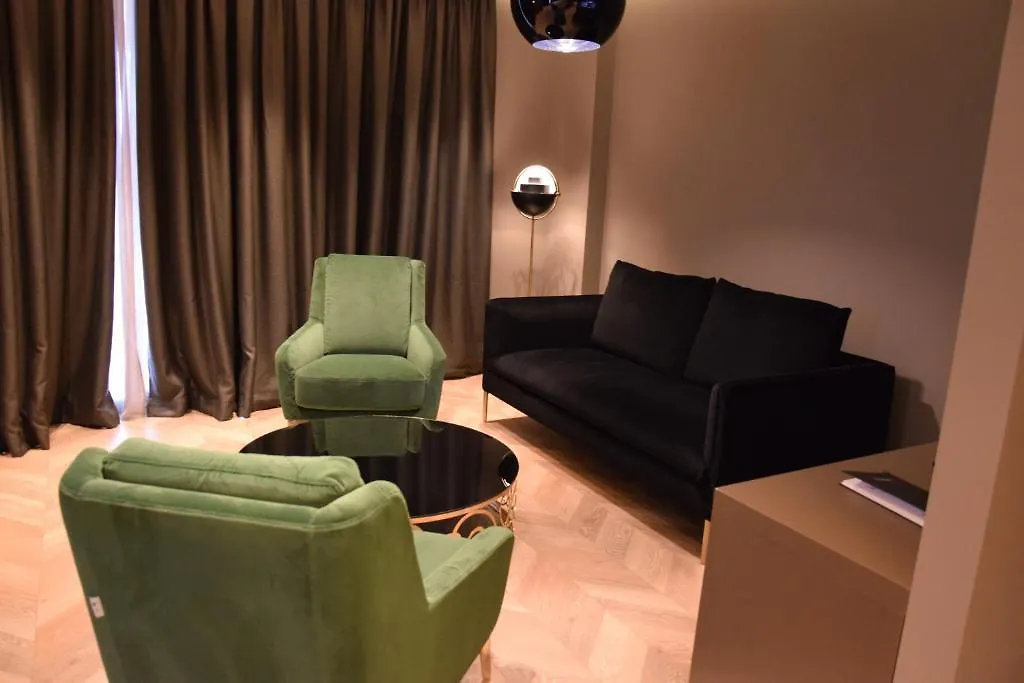 Unik Tirana Hotel Selita e Vogel