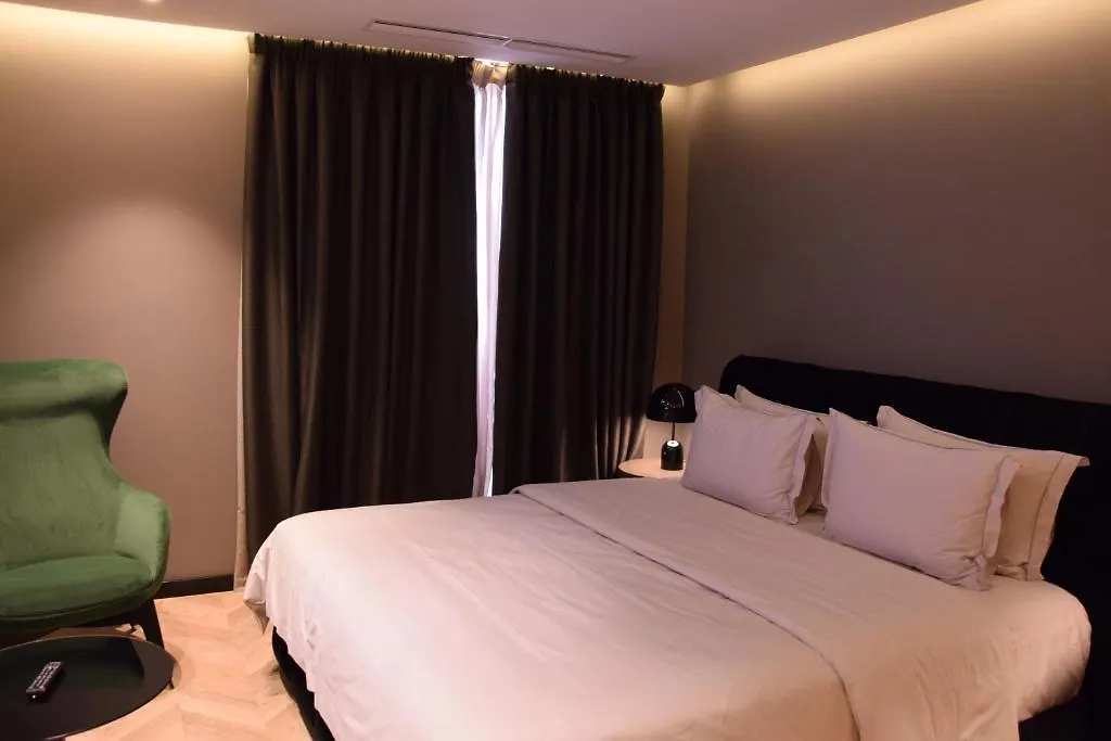 Unik Tirana Hotel Selita e Vogel 4*,  Albania